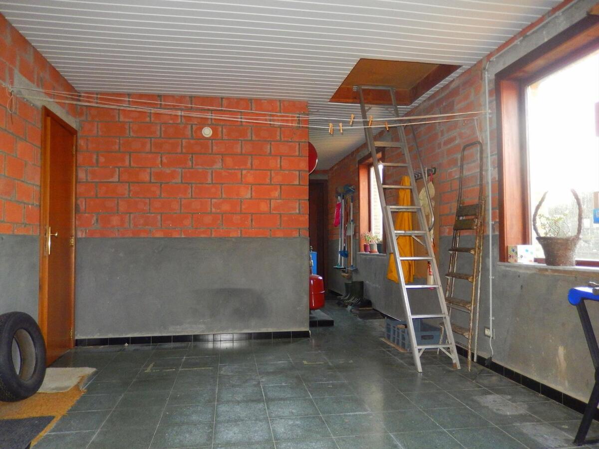 Bungalow met 3 slaapkamers en een zonnige tuin 