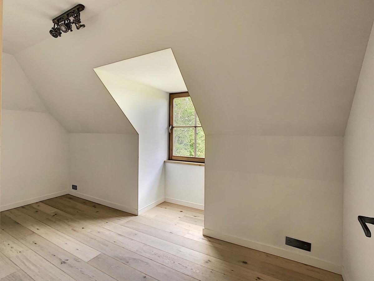 Exclusieve villa te huur in Kruishoutem 