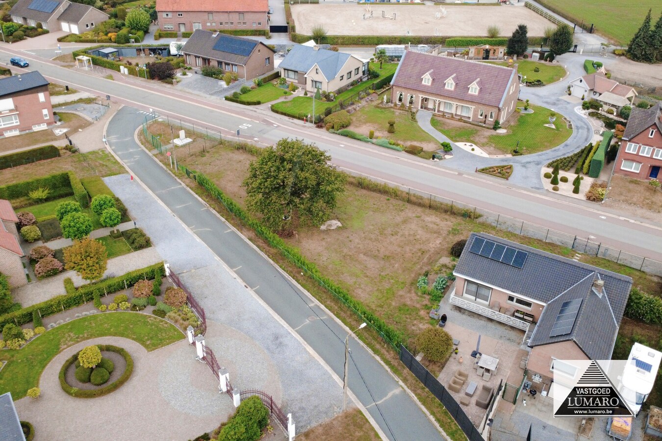 Elen: Bouwplaats voor vrijstaande woning, op 400m van natuurgebied 