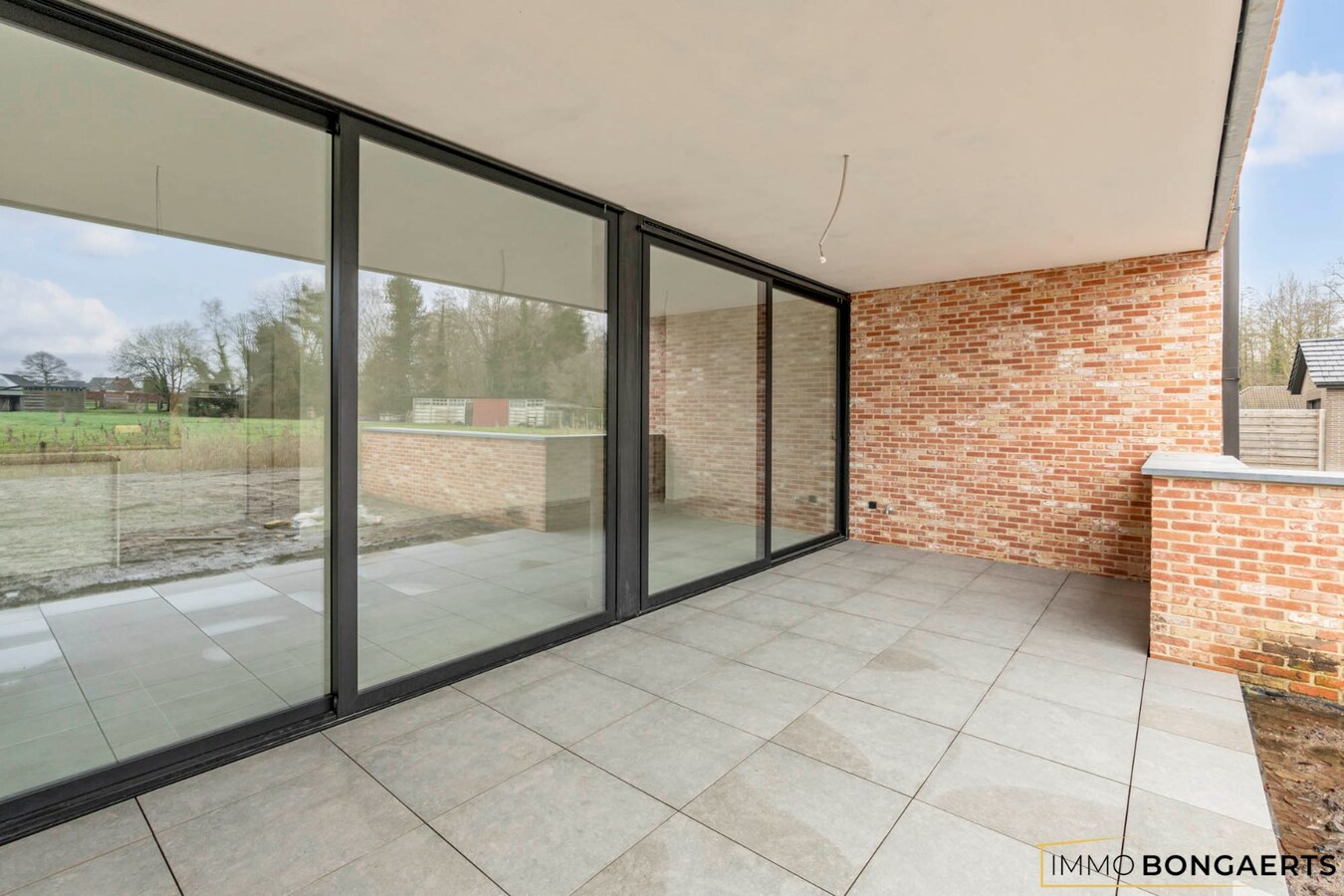 Gelijkvloers nieuwbouwappartement met 3 slaapkamers 