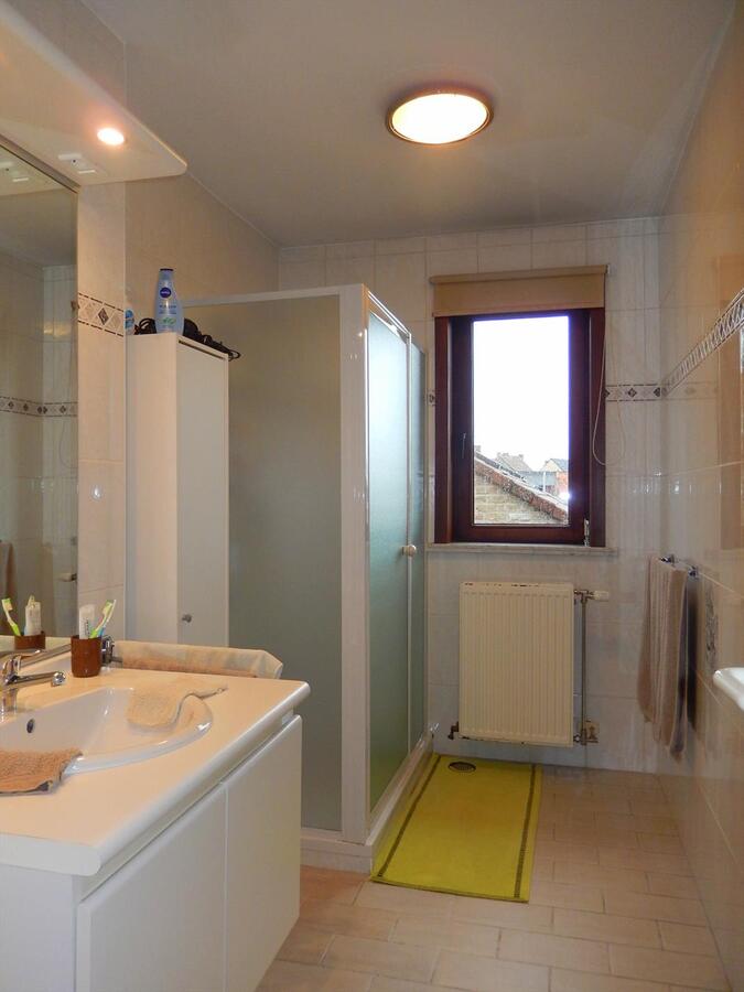 Gezellig ruim 2 slaapkamerappartement met ruim terras 