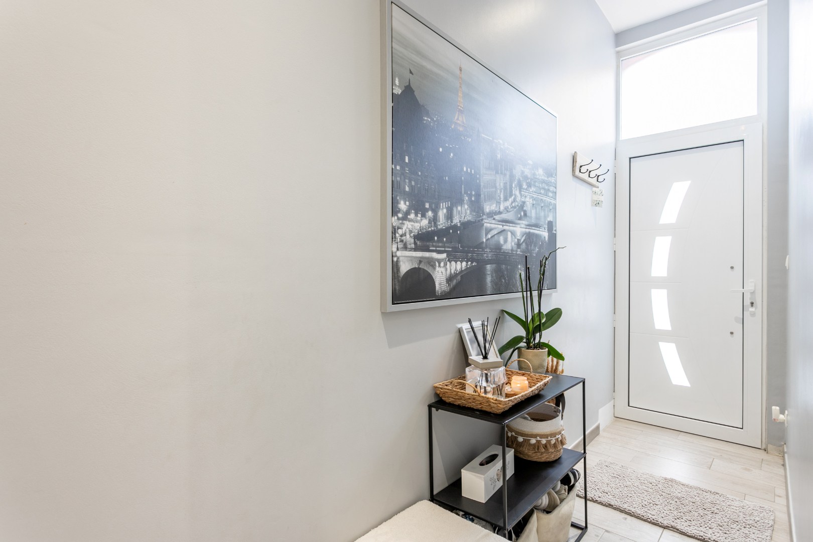 Volledig gerenoveerde woning, 3 slpks en tuin te koop centrum Halle 