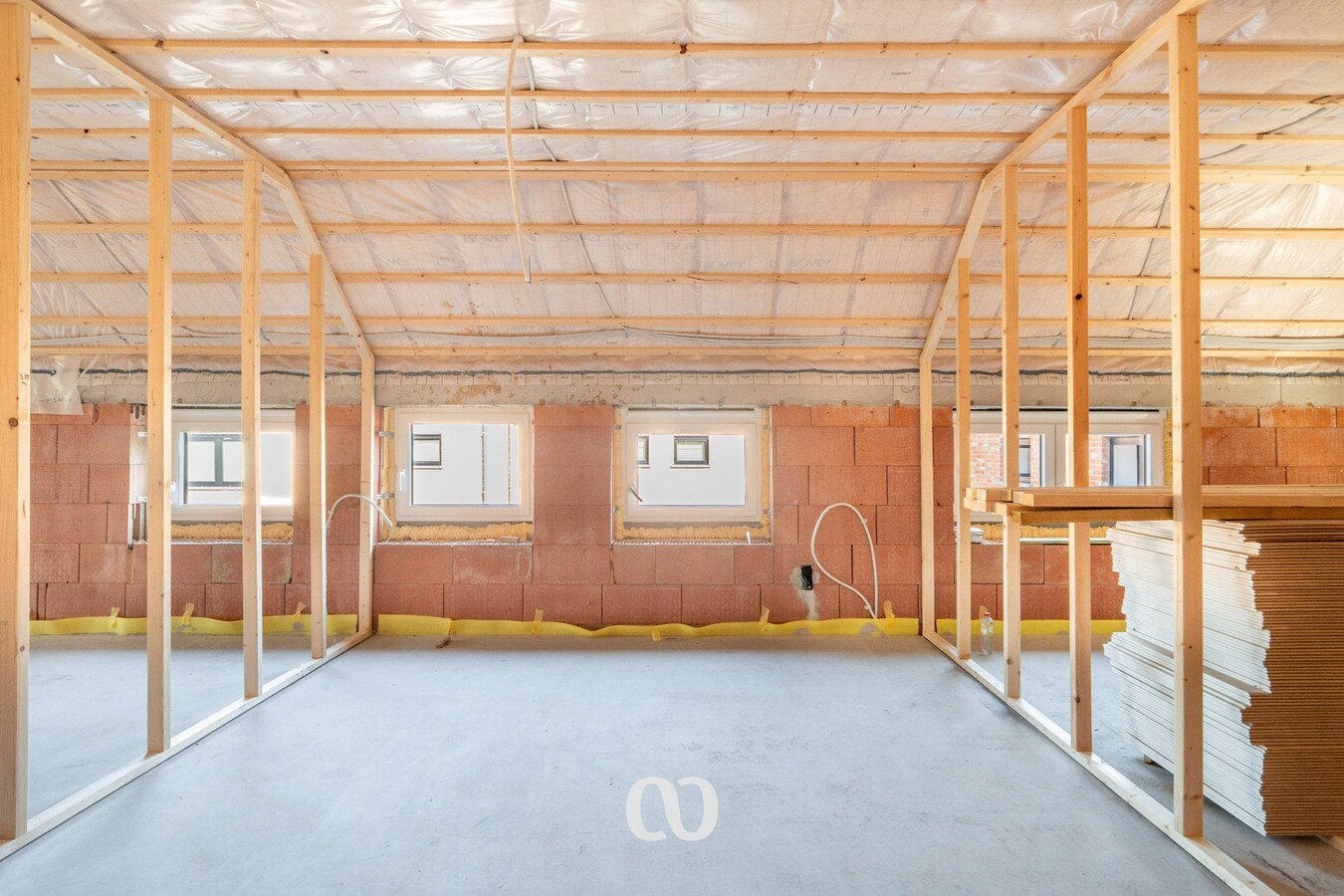 Ruime casco woning met tal van mogelijkheden! 