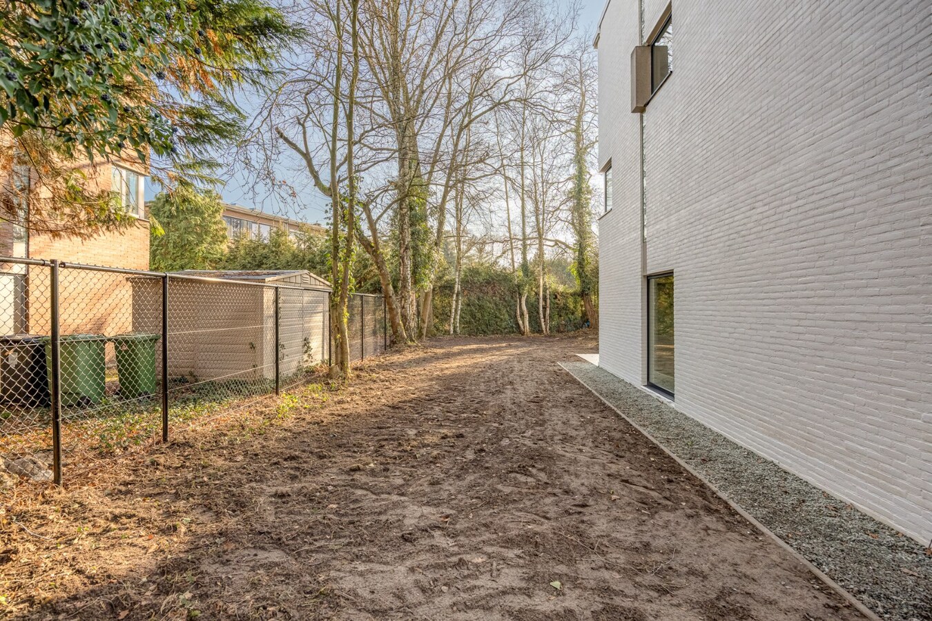 Volledig gerenoveerde HOB op een toplocatie te Brasschaat! 