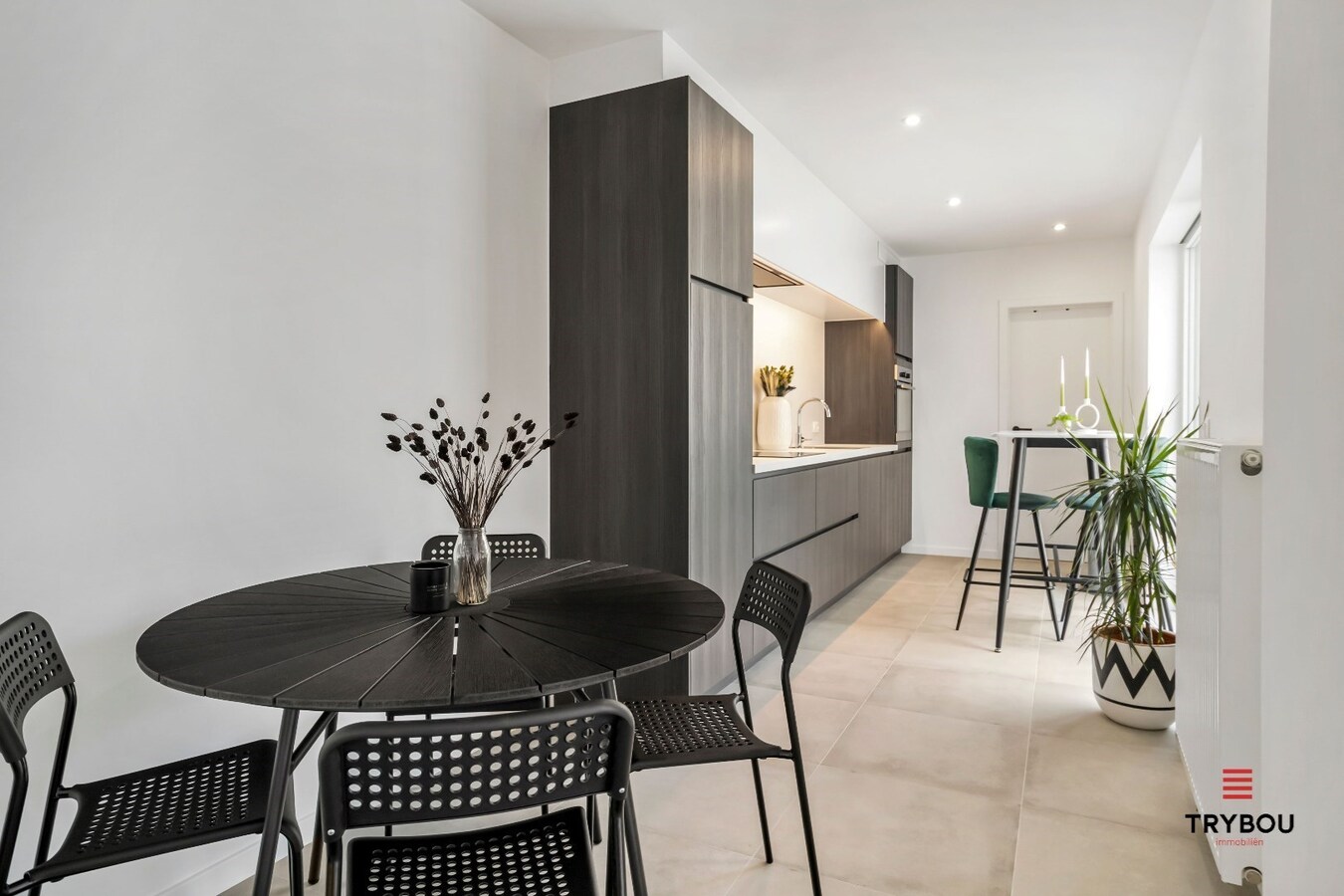 Recent gerenoveerde woning aan de stadsrand van Brugge 