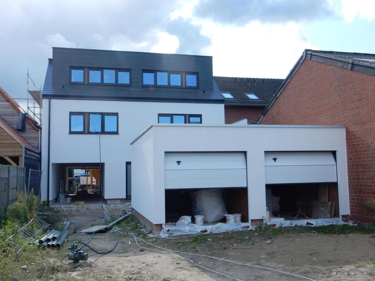 Appartement met 2 slaapkamers op de 1ste verdieping 
