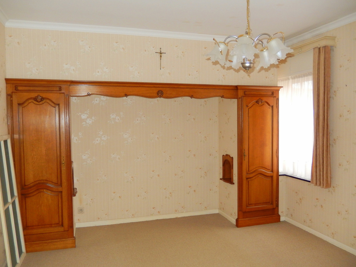 Woonhuis met 3 slaapkamers, tuin en garage 