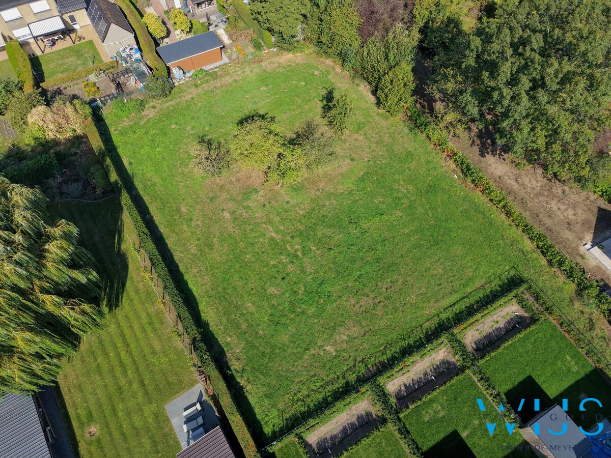 Unieke bouwgrond van 1.689 m² voor open bebouwing in Evergem/ Kluizen! 