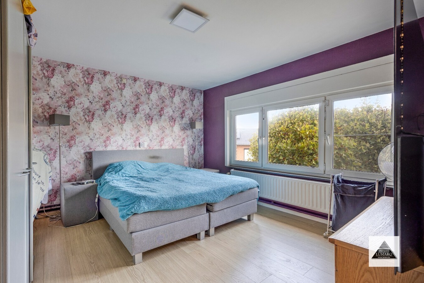 Gezinswoning met 5 slaapkamers, zonnepanelen 