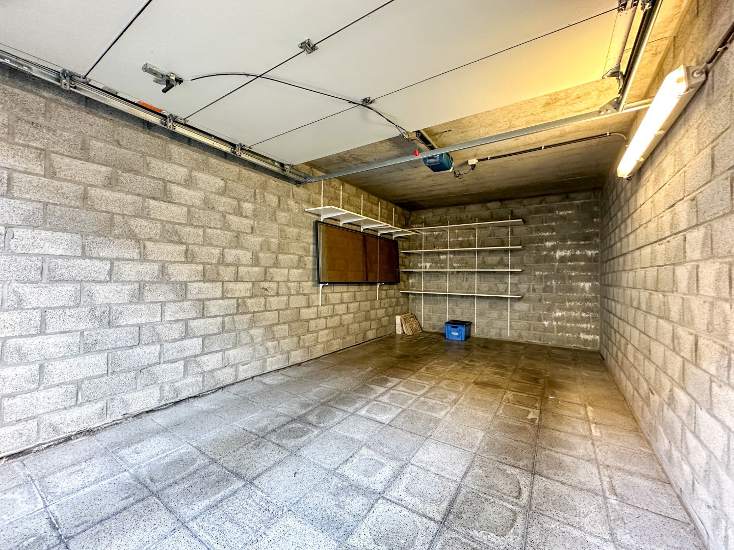 Achterliggende garage (optioneel)