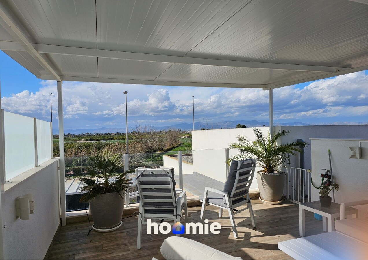 Te koop woning - Daya Nueva