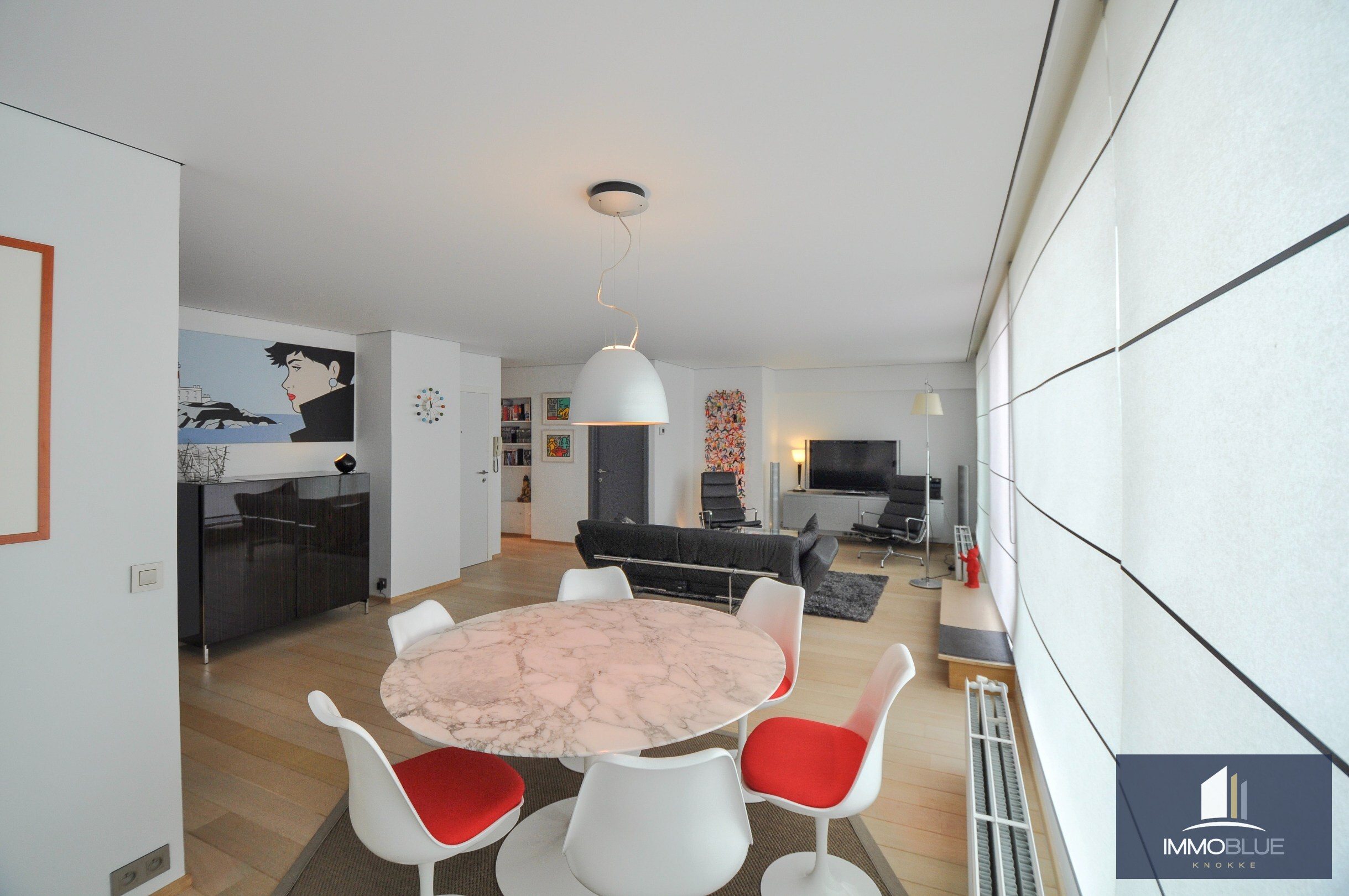 Exclusief: instapklare penthouse met een ruim zonnig terras. 