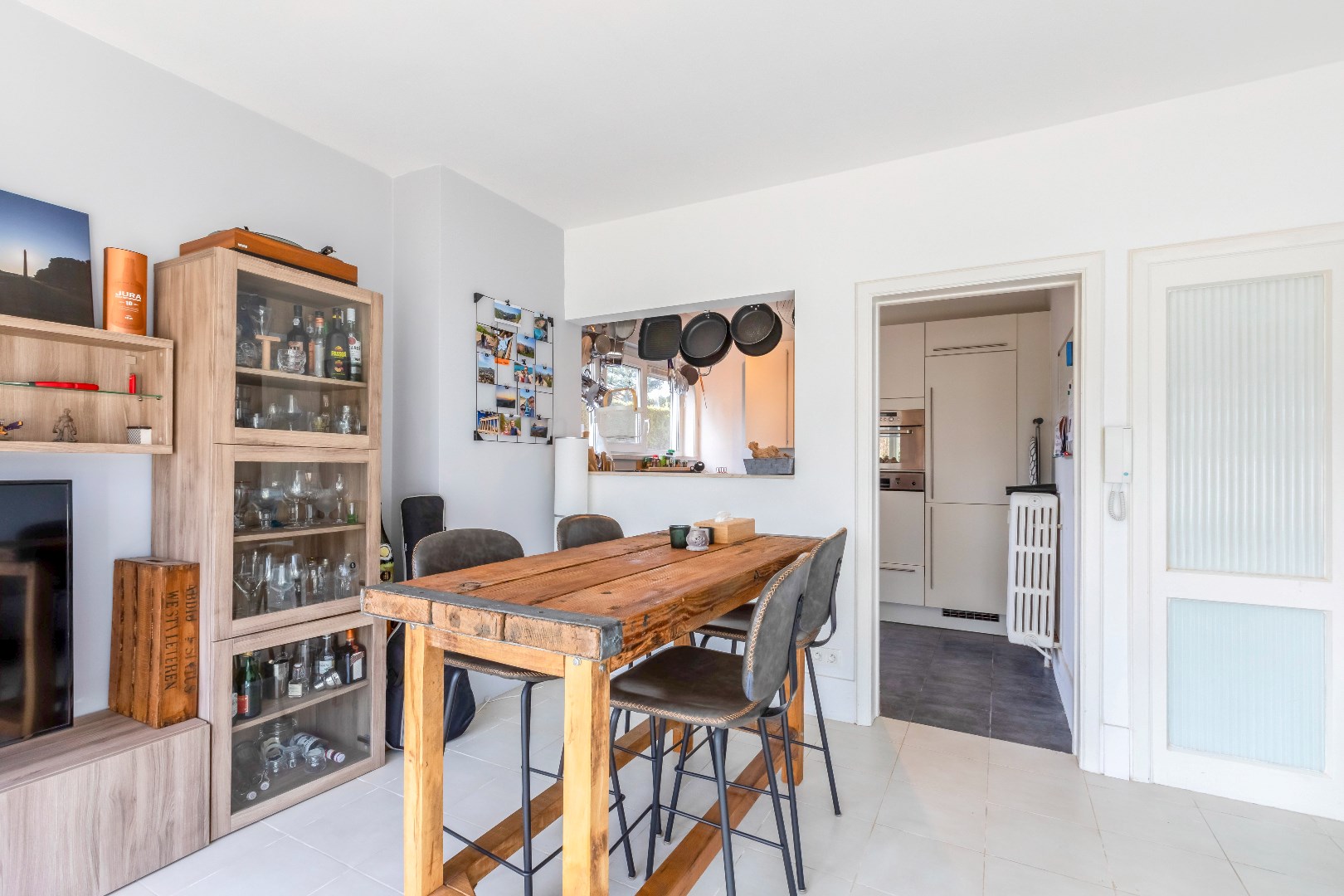 Leuk 2 slpk. app. met garage en zicht op groen. 