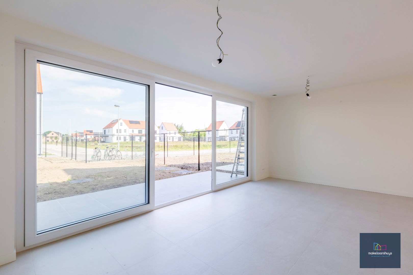 Kwalitatieve Lalys nieuwbouwwoning met tuin en parkeerplaats 