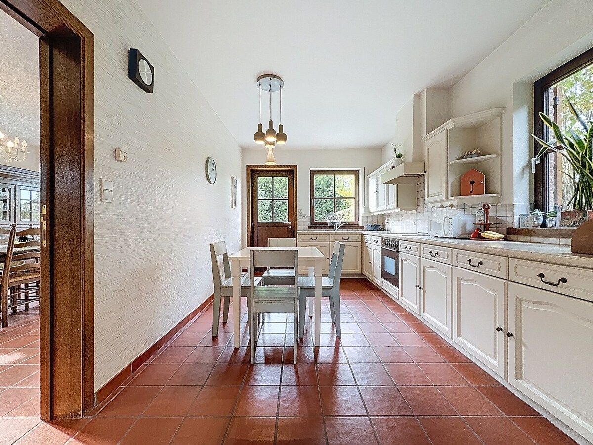 Energiezuinige (EPC 47) en instapklare OB op uitstekende ligging te Mere 