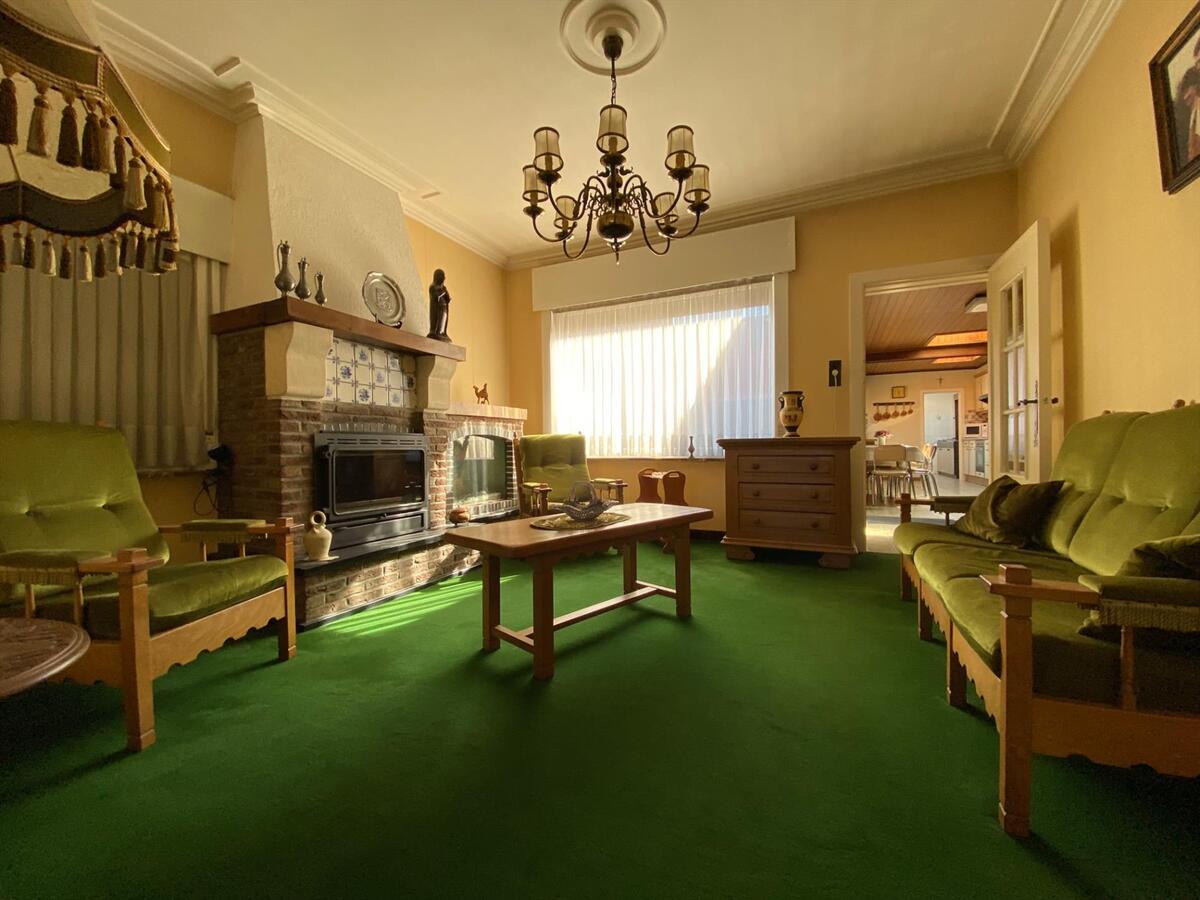 Woning met 3 slaapkamers en loods te Kortemark 