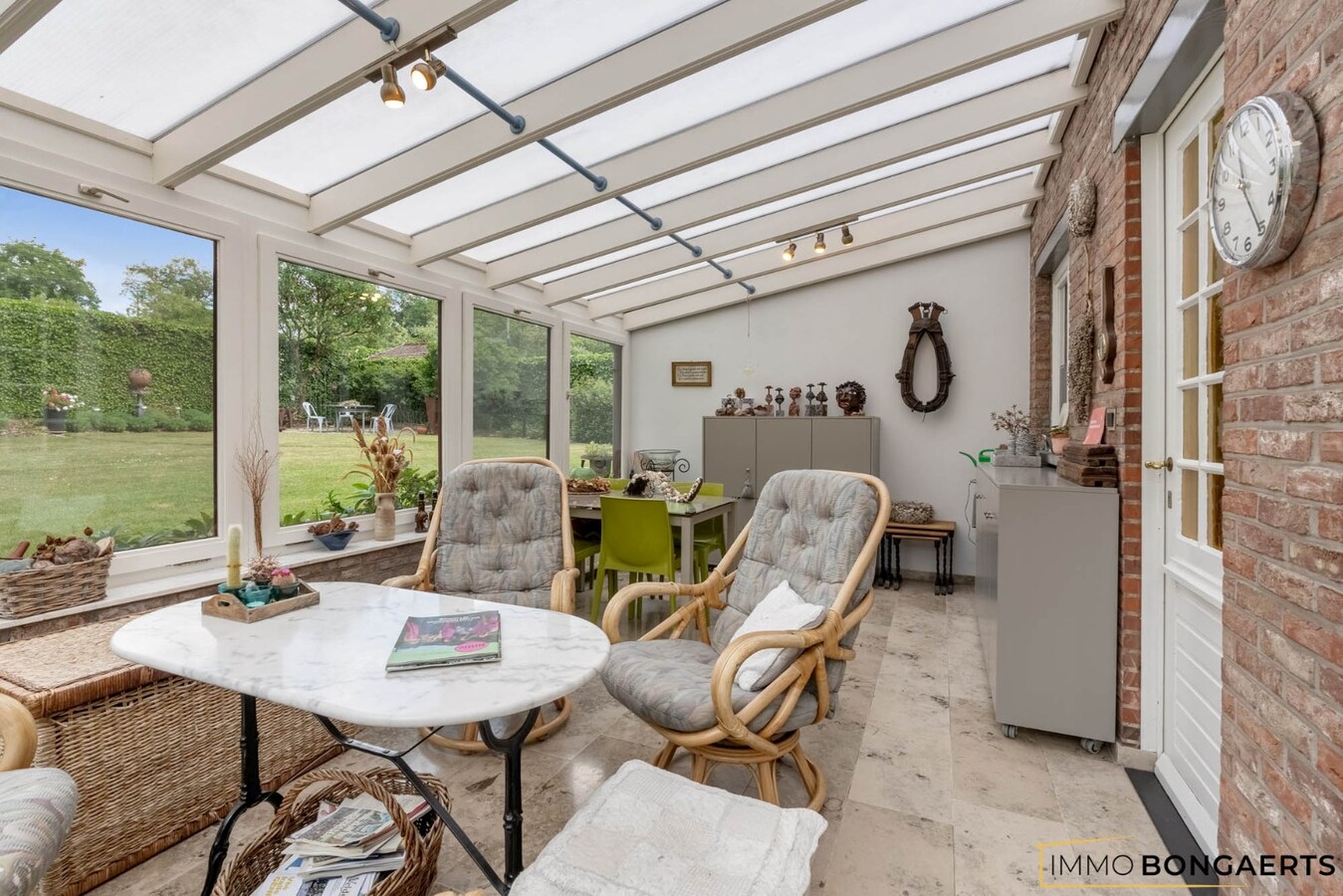 Zeer ruime woning op een leuke locatie te Bret-Gelieren 