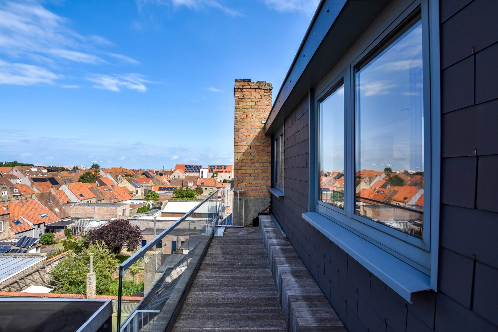 Prachtig dakappartement (loft-stijl) 68 m², gelegen op het Marktplein. 