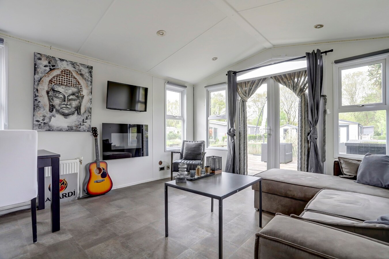 Recreatiewoning verkocht in Oost West en Middelbeers