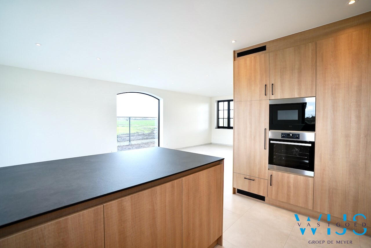 Zeer ruime nieuwbouw op 510m² te ASSENEDE/BASSEVELDE! 