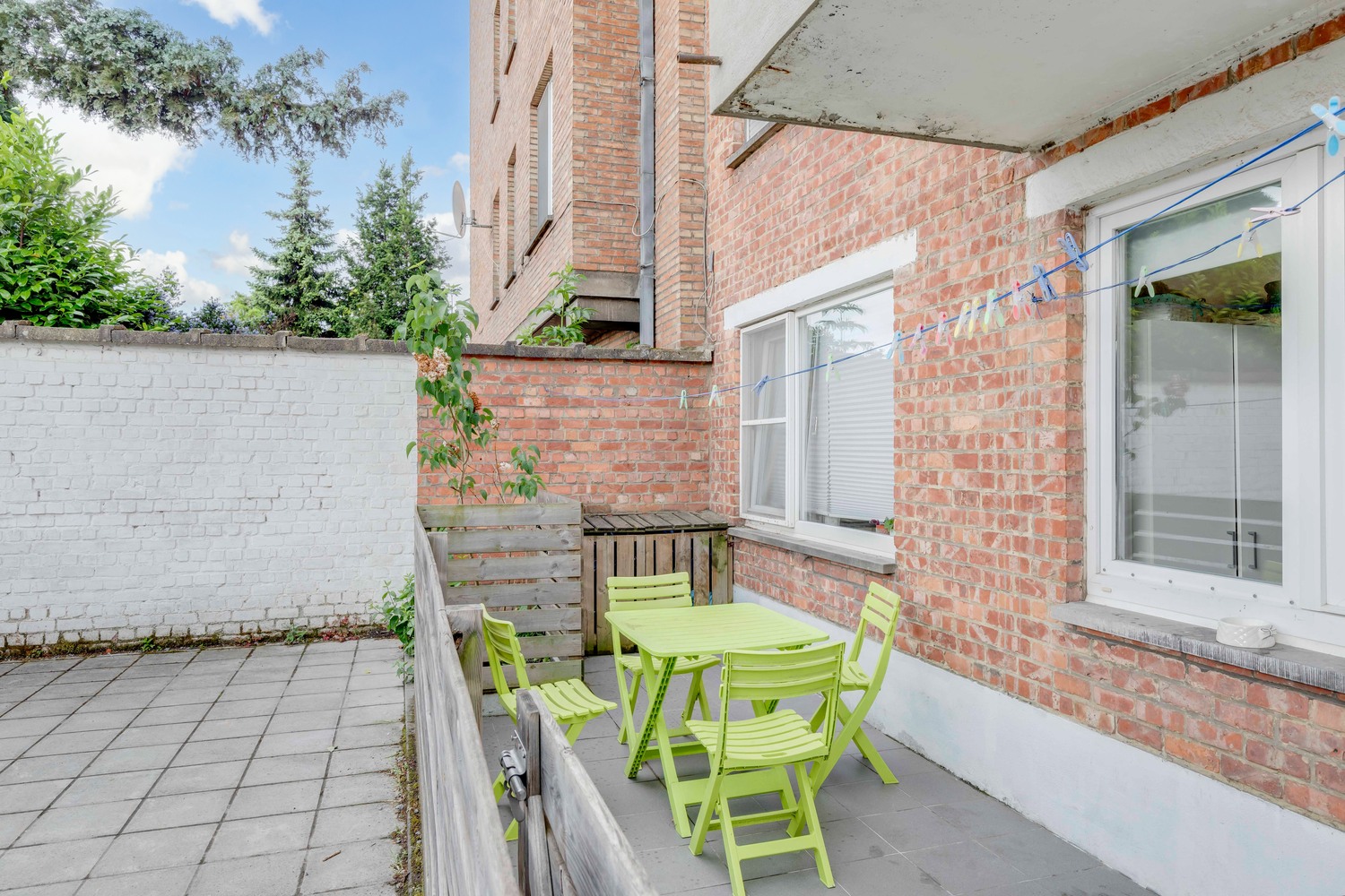 Instapklaar appartement te koop te Sint-Amandsberg 