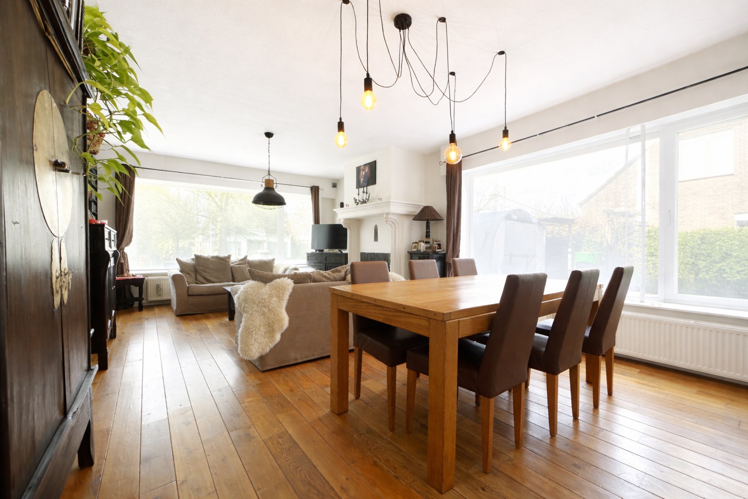 Vrijstaande woning met mooie tuin, perceel van 1158 m², Torhout. 