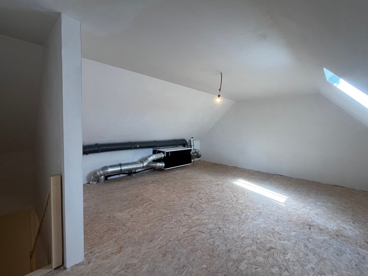 Nieuwbouwwoning in landelijke hoevestijl 