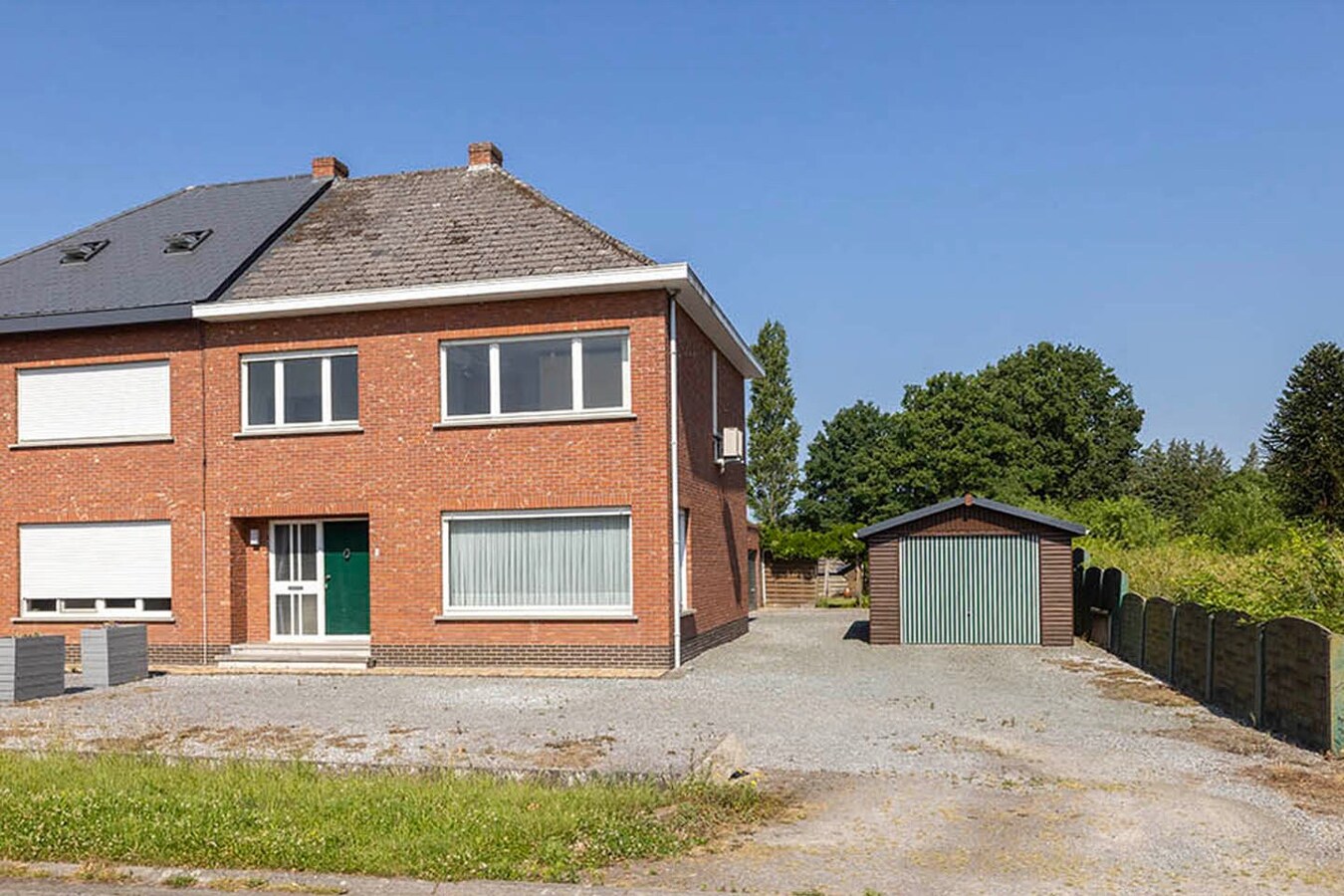 Ruime woning met tuin - 4 slpks - ideale locatie 