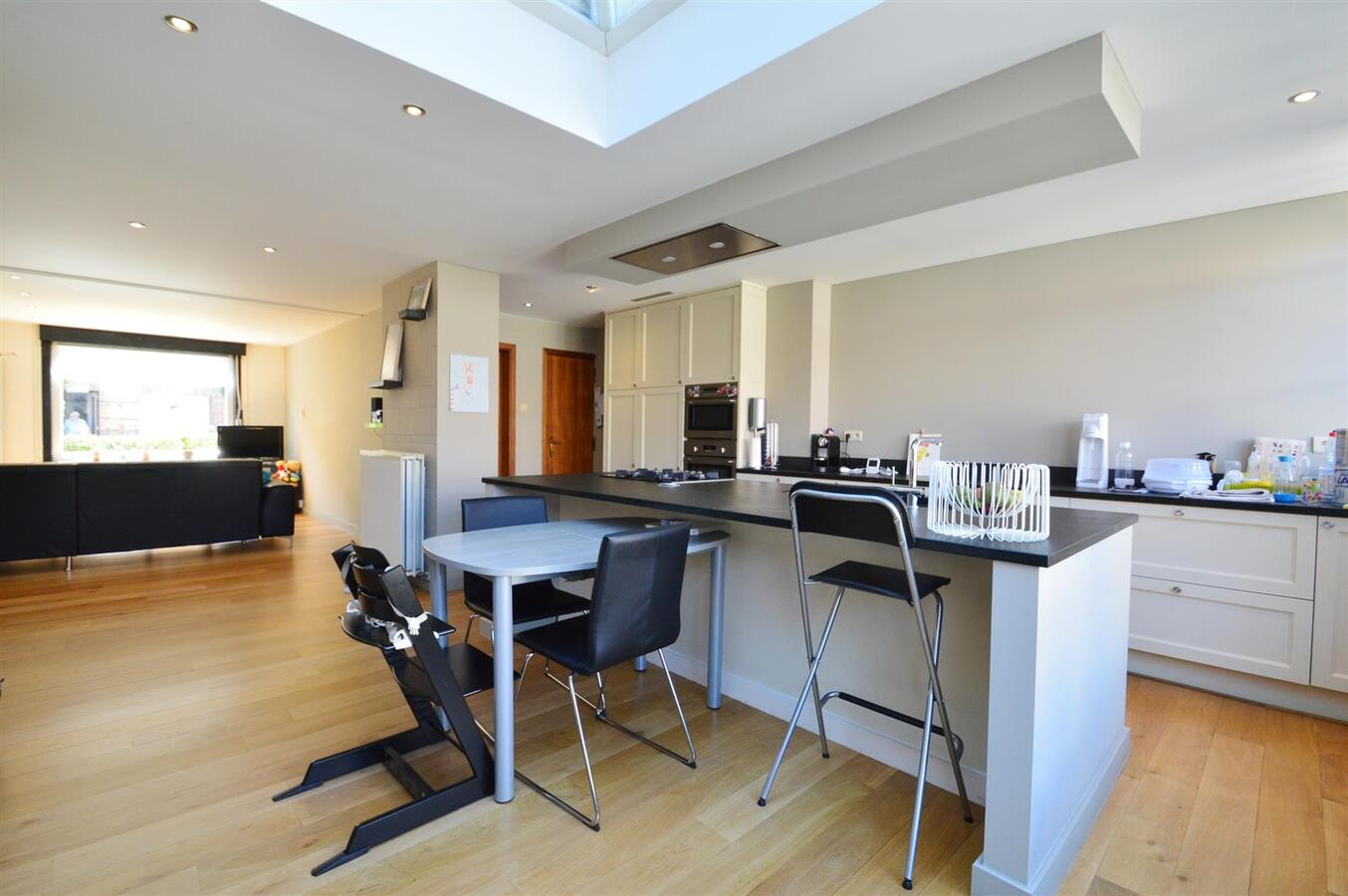 Leuke gezinswoning met aangelegd terras - Heist 