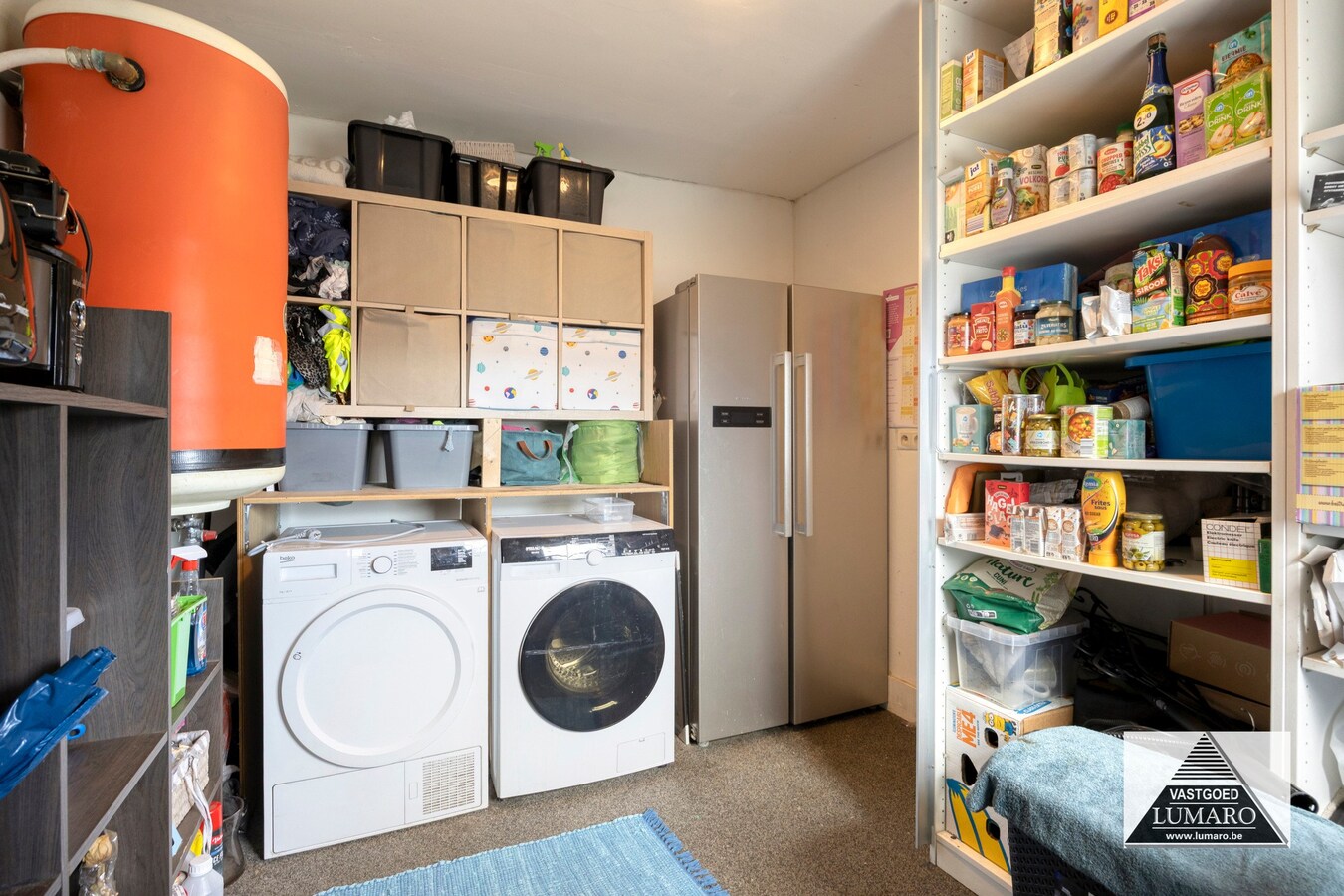 Ideale praktijk- of kangoeroewoning met tuintje en parking 