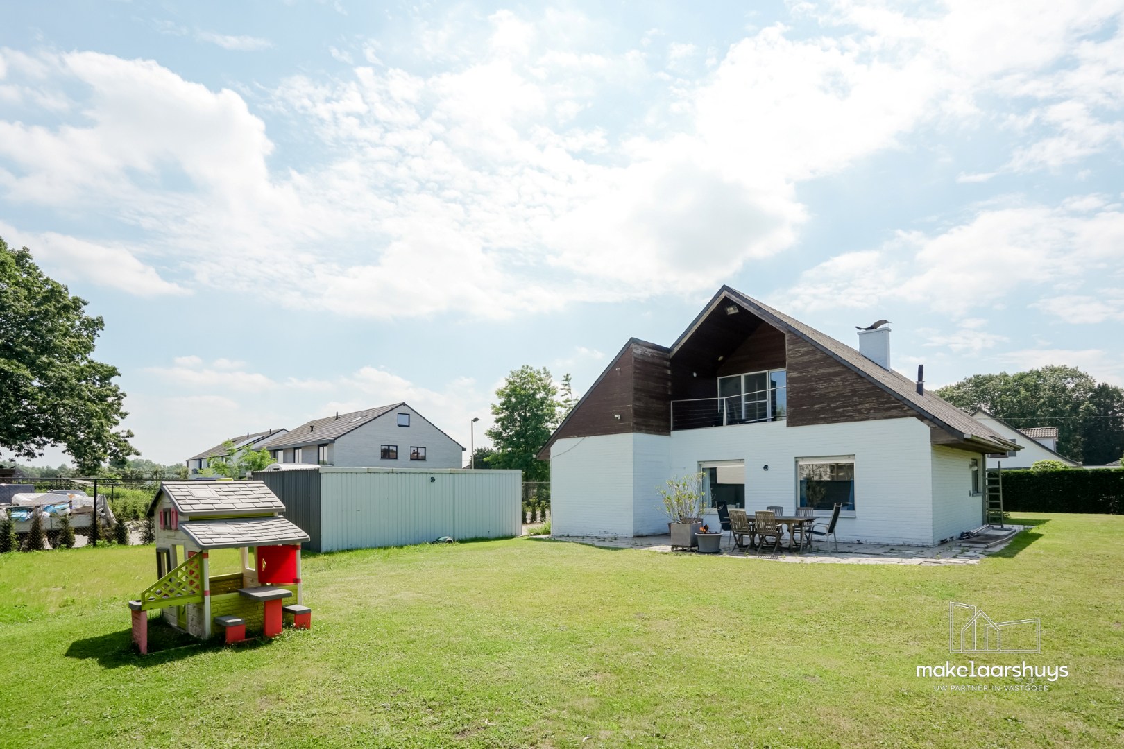 Ruime open bebouwing in Berlare op mooi perceel 