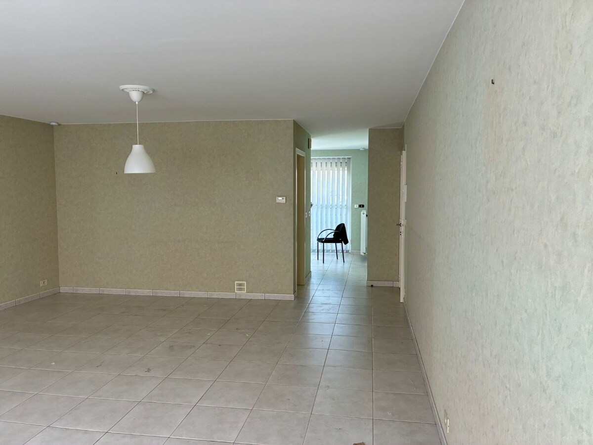 Ruim appartement op de eerste verdieping met twee slaapkamers en zonnig terras 