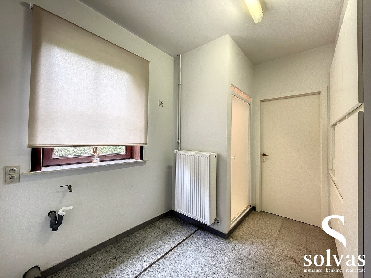 Ruime villa met prachtige tuin! 