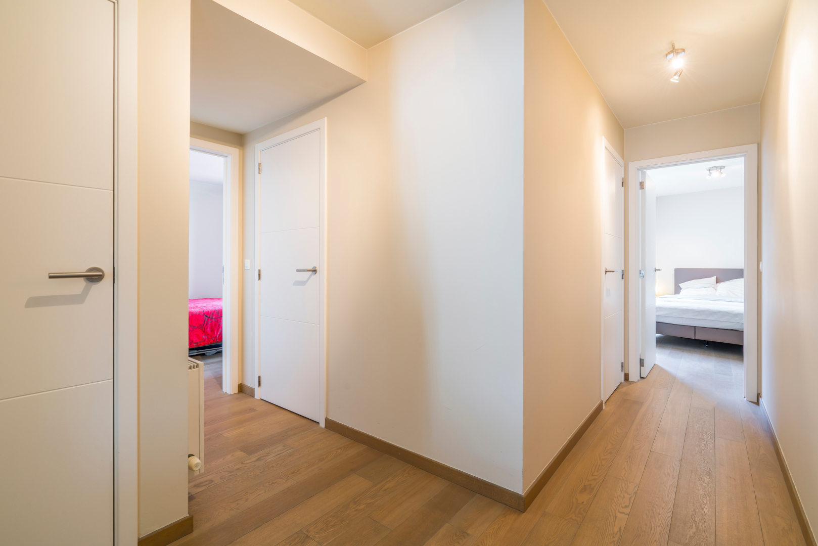 RUIM 2 SLAAPKAMER APP. MET TERRAS IN CENTRUM OOSTENDE 