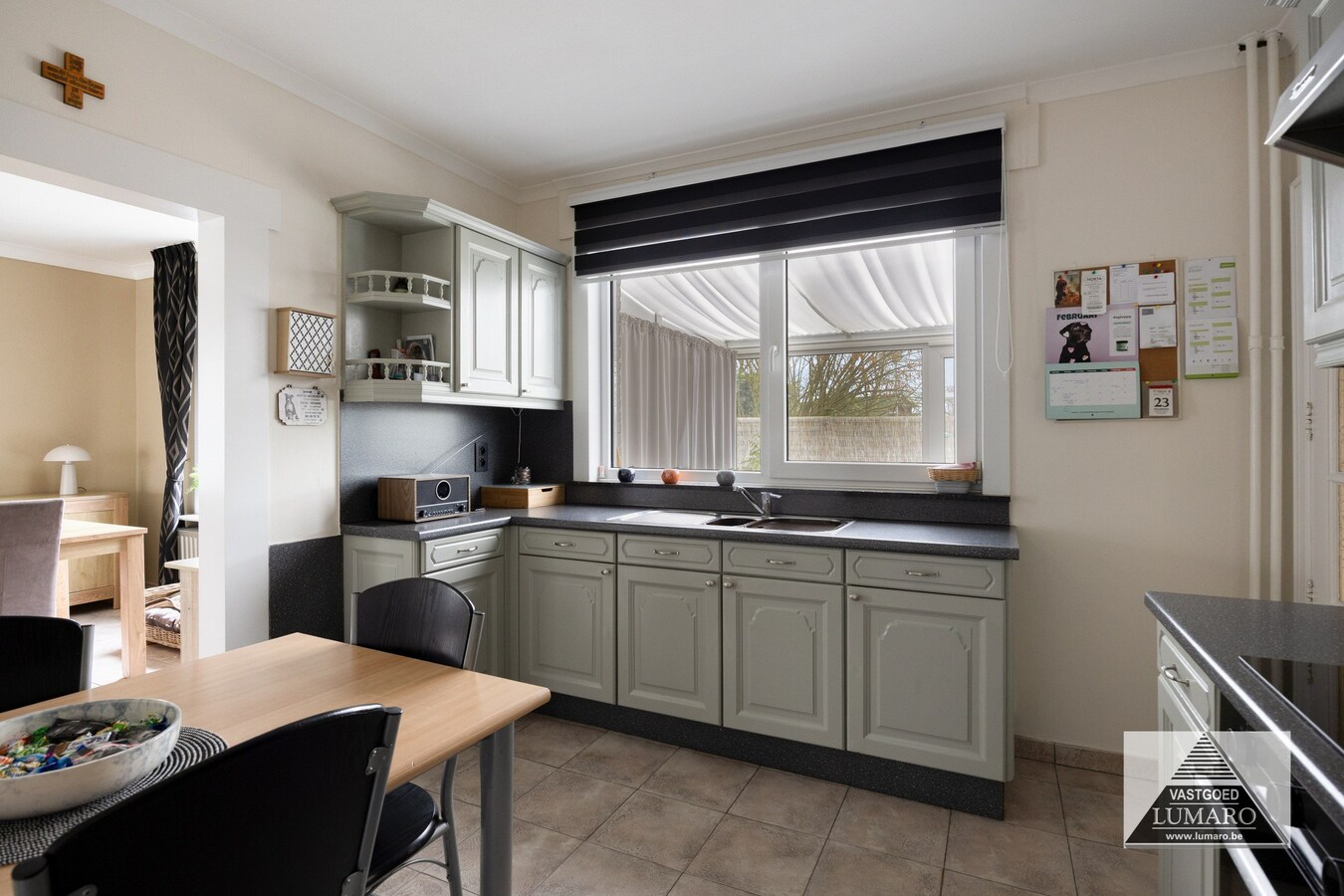 Landelijk gelegen goed onderhouden vrijstaande woning 