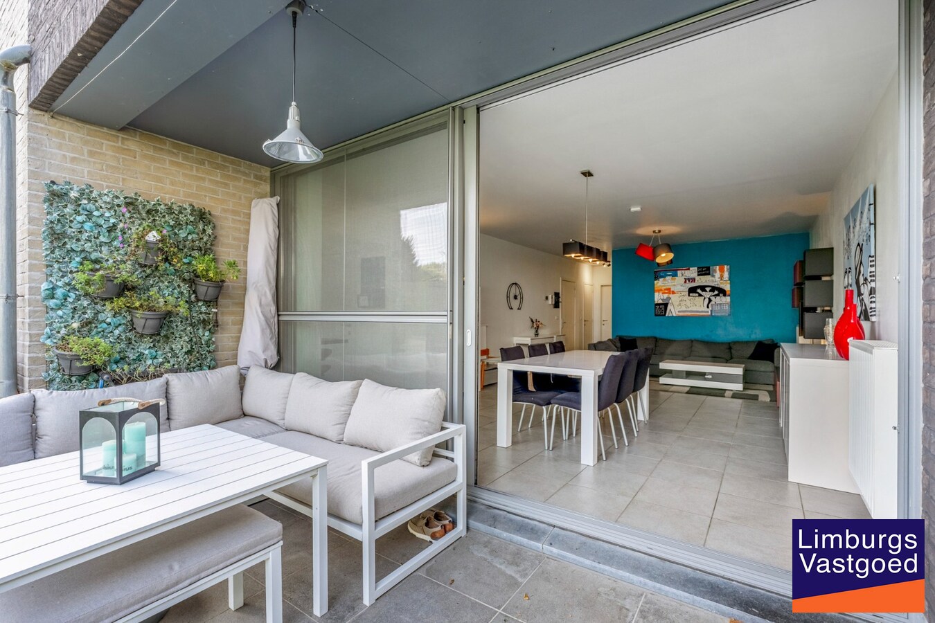 Gelijkvloers appartement (105m²), 2 slpk, tuin/terras, autostaanplaats + kelderberging 