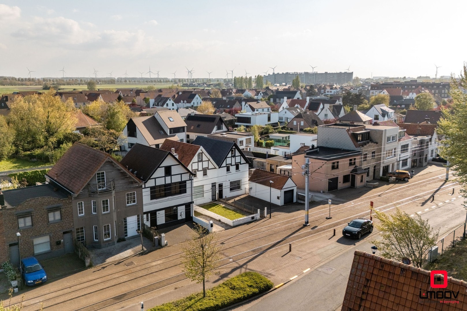 Authentieke woning met zonnige tuin en garage op gegeerde ligging te Knokke 
