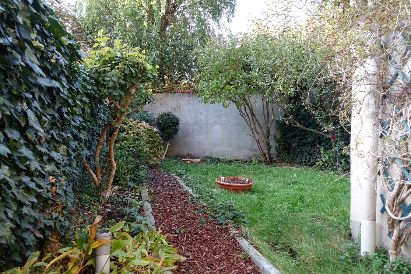 Kleinschalig appartementsgebouw met 3 appartementen 