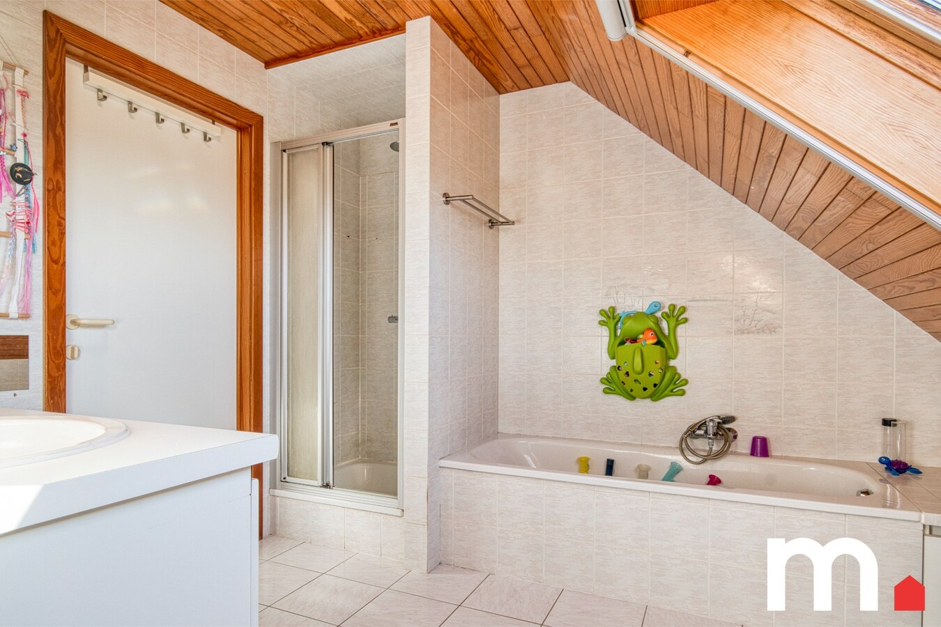 Alleenstaande instapklare villa te Kuurne op 788m² met 4 slaapkamers! 