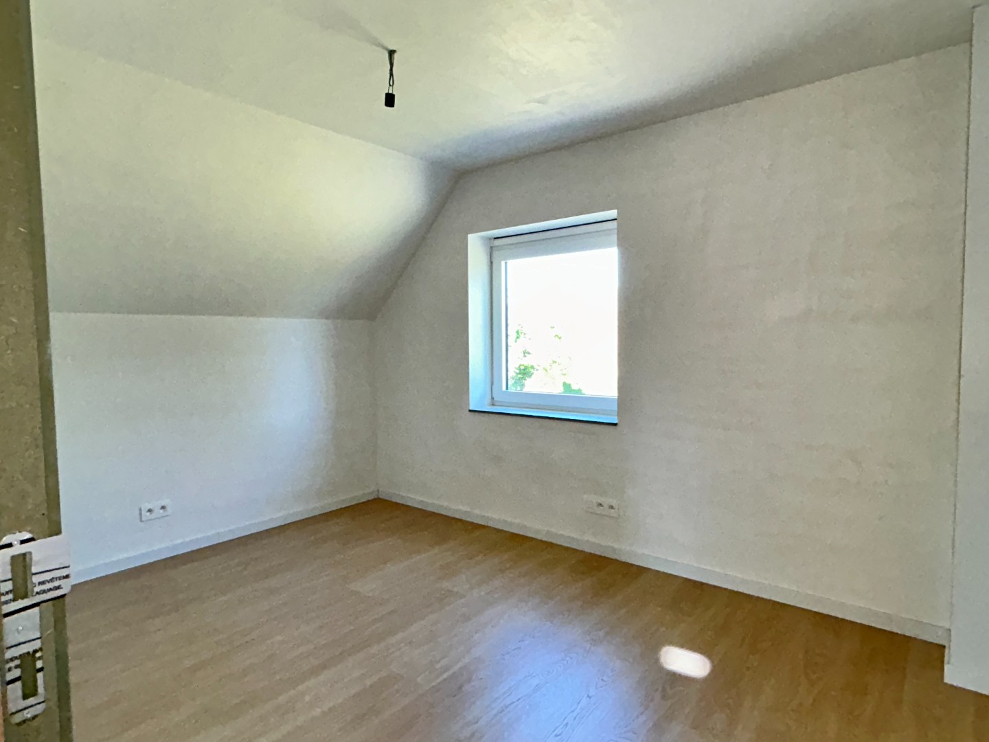 Instapklare nieuwbouwwoning met 3 slaapkamers en tuin op 681 m² 