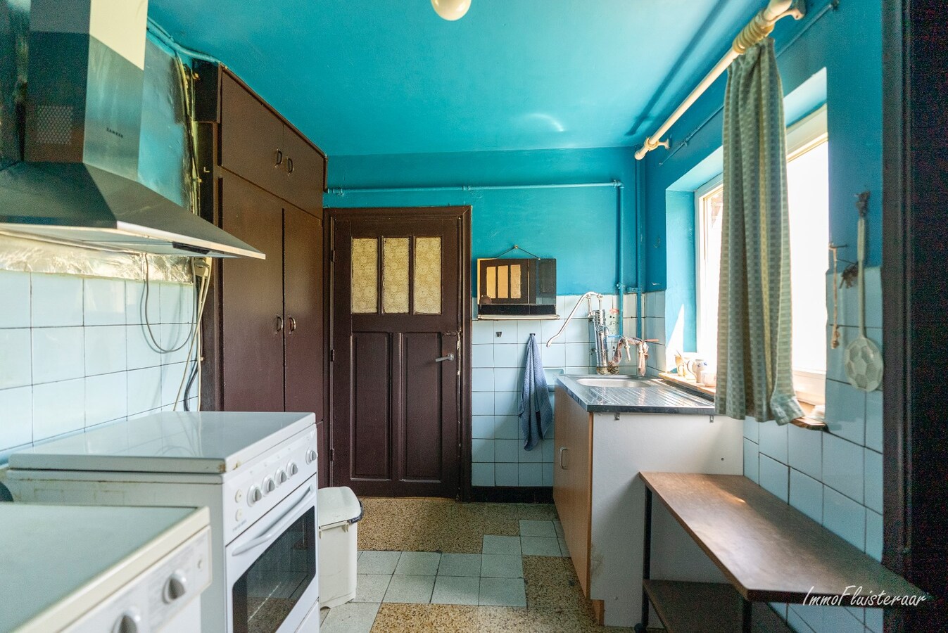 Charmante maison avec des écuries pour chevaux sur environ .. are à Peer. 