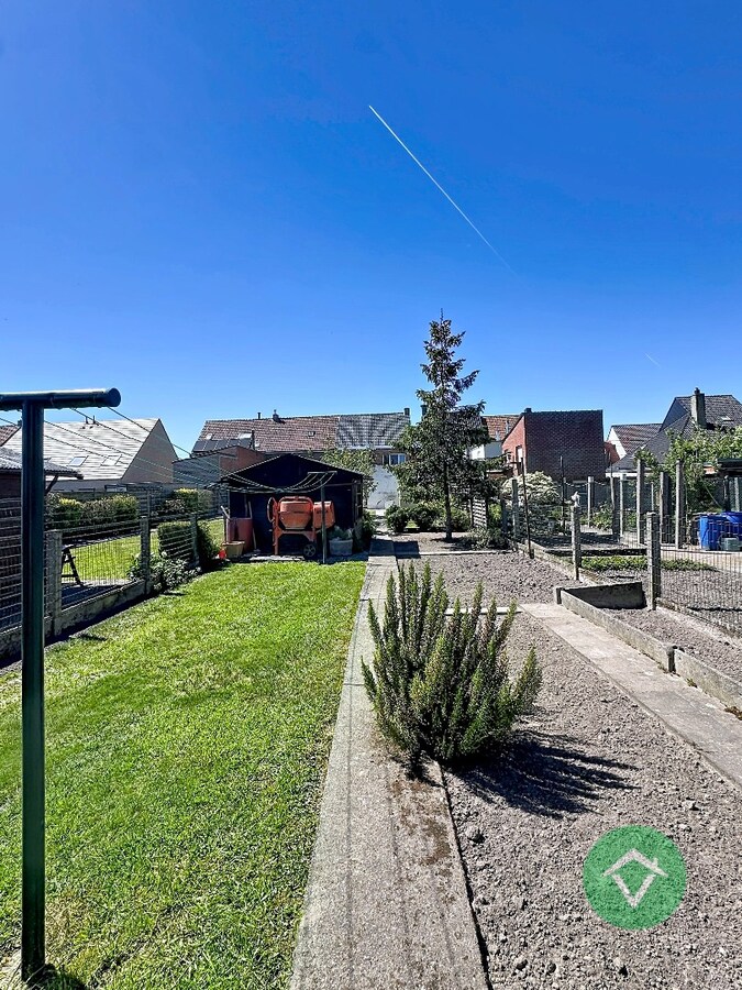 Instapklare woning met 3 slaapkamers en tuin te Eernegem 