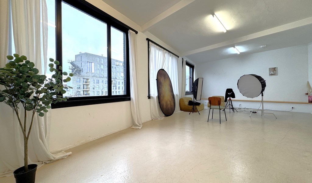 Kantoor in loftstijl te huur aan Ijzerlaanbrug te Antwerpen