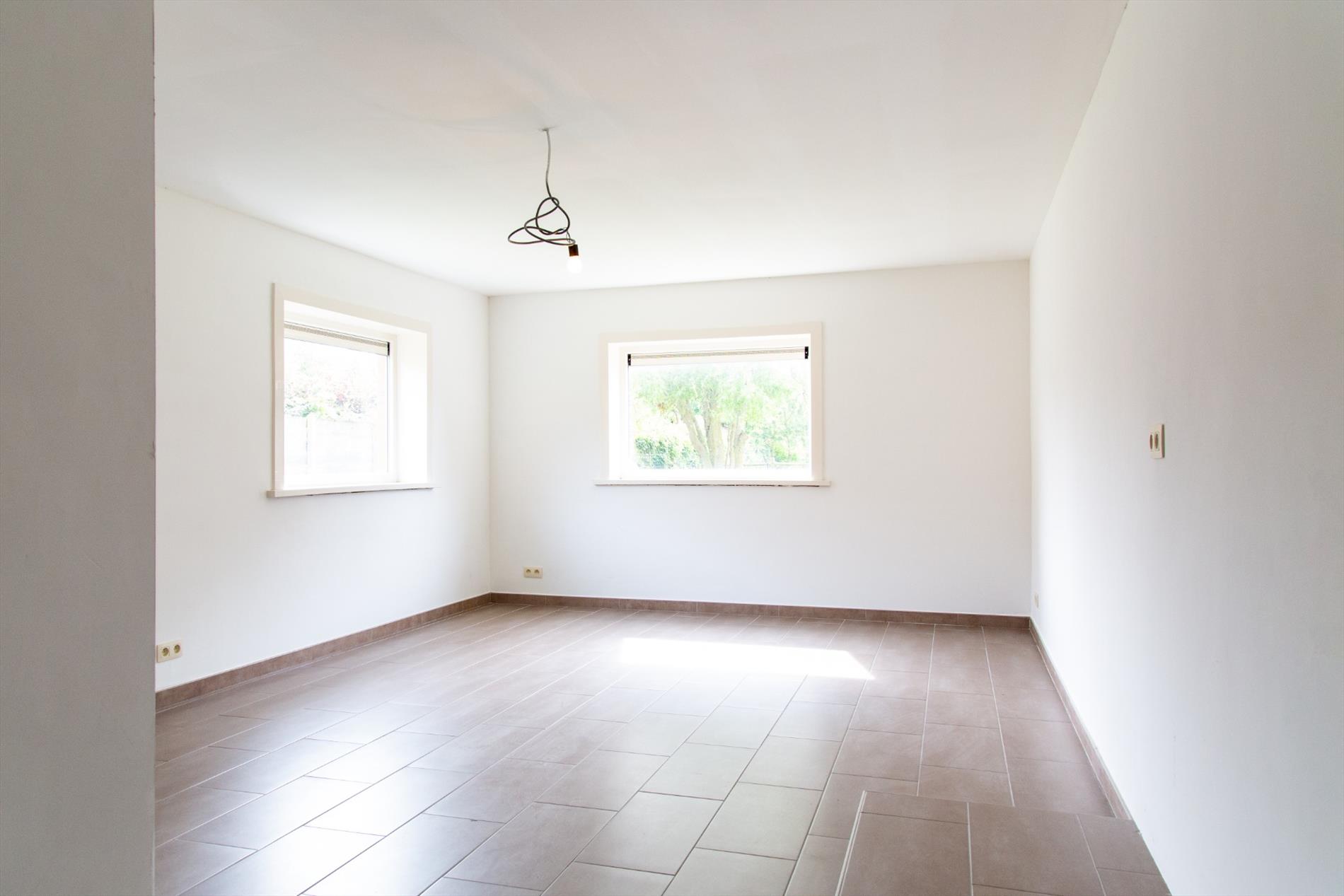 Statige herenwoning op 1.070m² te Maldegem Kleit 