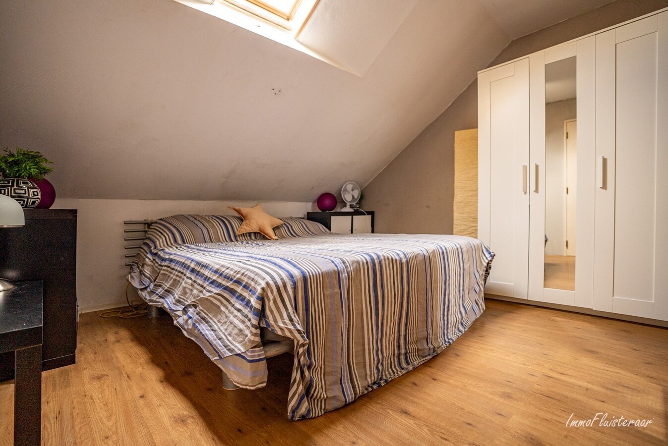 Charmante tweegezinswoning met paardenstallen op ca. 20 are in Bilzen 