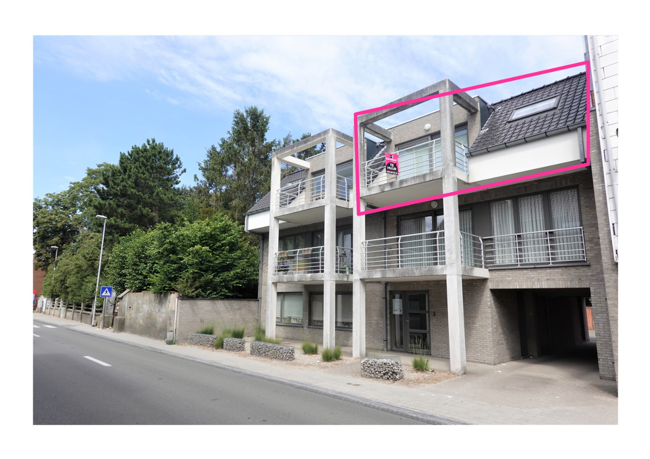 Appartement met autostaanplaats, fietsenberging en terras 