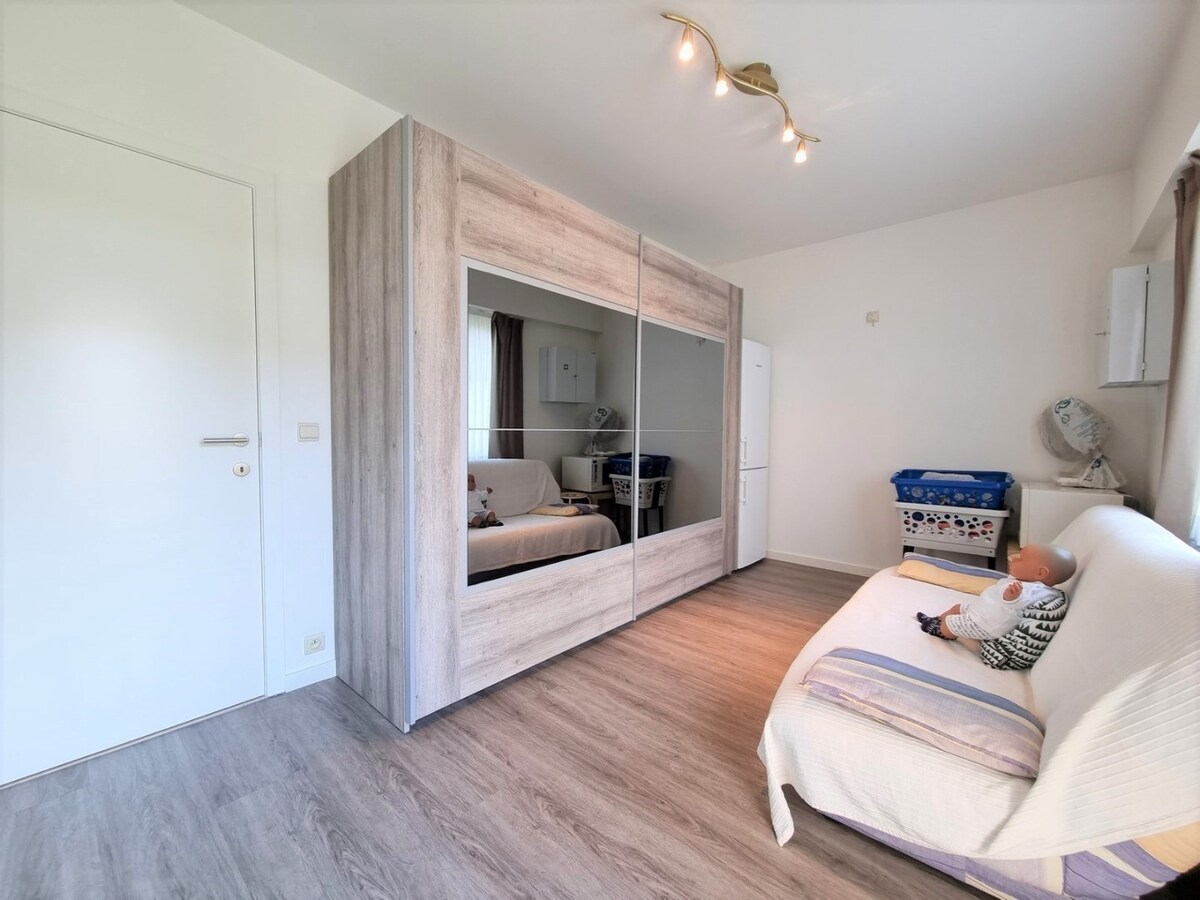 Goed gelegen, ruim  appartement met 3 slaapkamers en zonnige tuin - Heist 