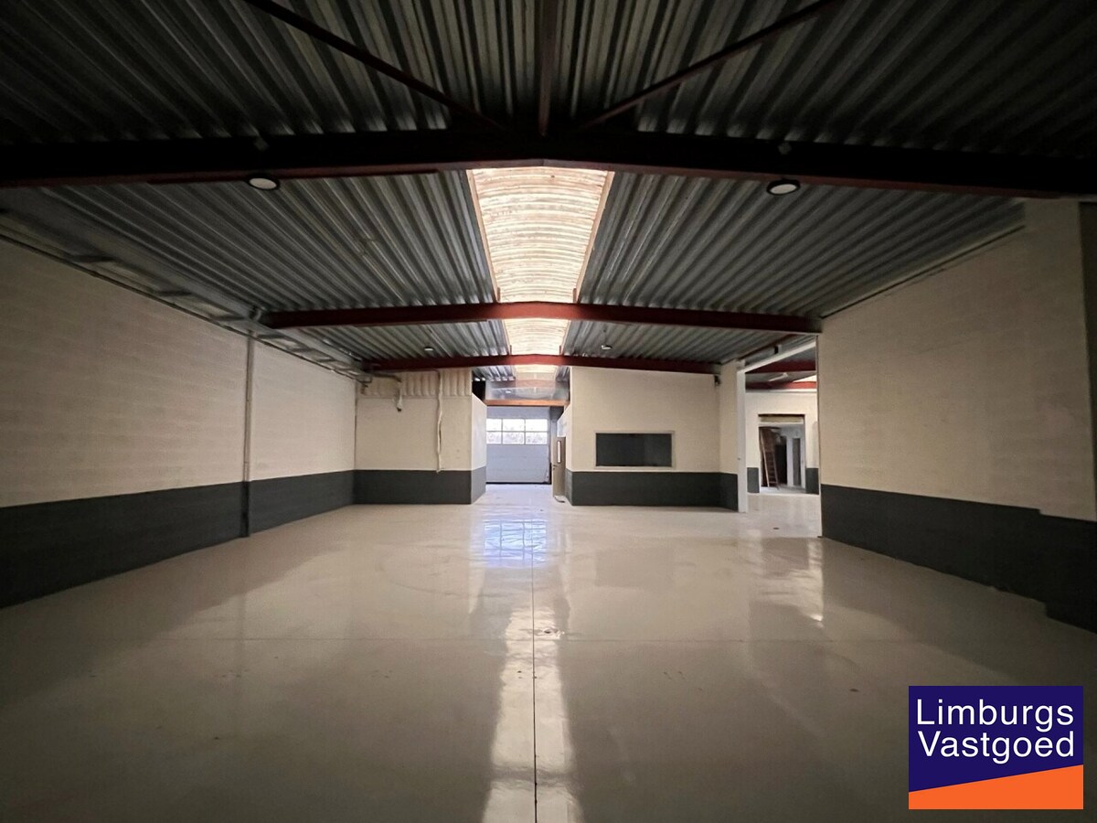 Magazijn, 291m², KMO-site te Beringen 