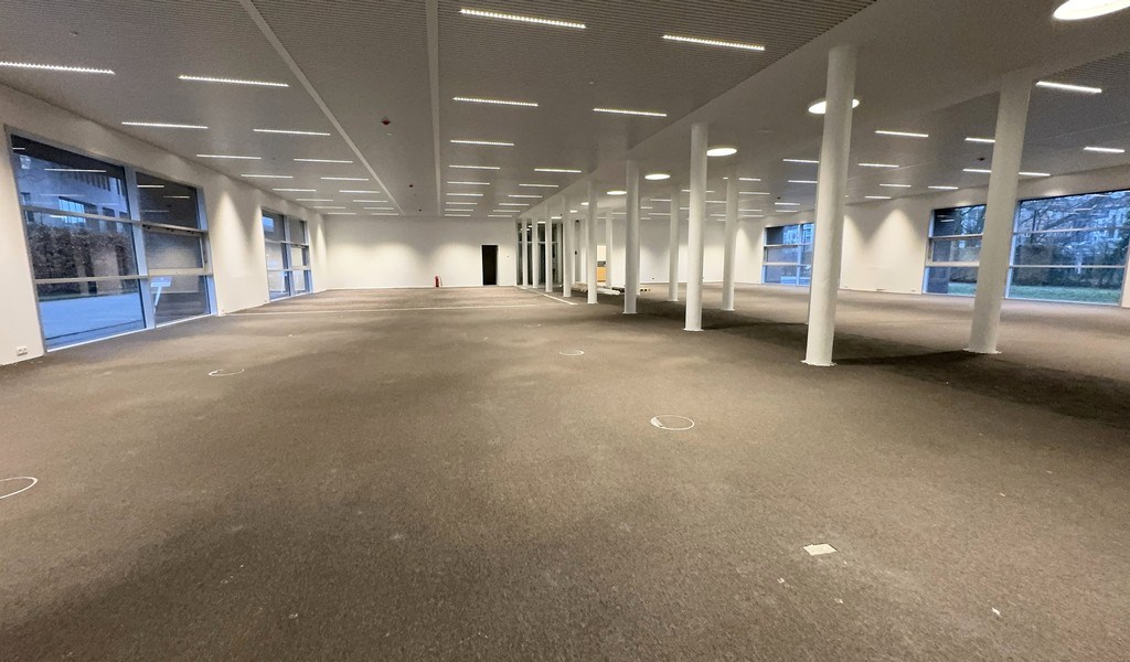 Gerenoveerde kantoren te huur in Crepain gebouw te Gent