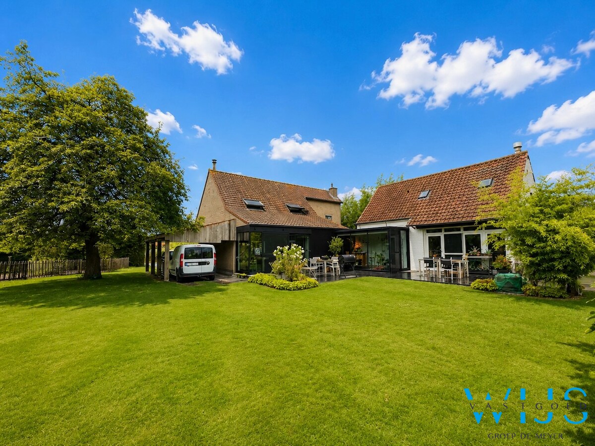 Unieke landelijke eigendom op 7.114 m² te Bassevelde 